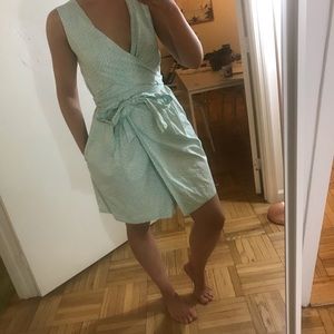 Diane von Furstenberg Sleeveless Wrap Dress 👗